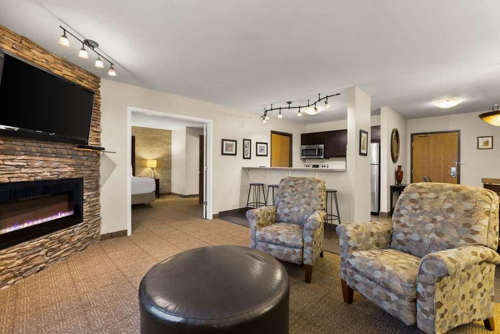 Comfort Inn Ludington Near Us-10 Стая снимка